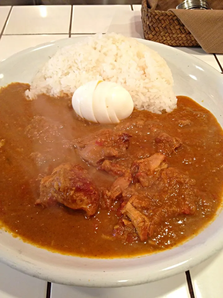 Snapdishの料理写真:チキンカレー＋ゆで卵|tadaroさん