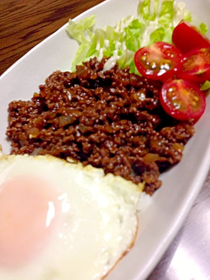 Snapdishの料理写真:ハンバーグ風丼|そらひめさん