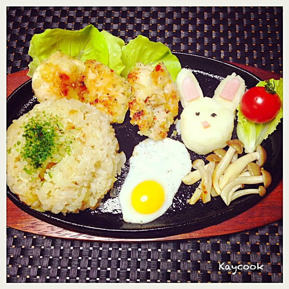 バターガーリックライスの夕飯🐾お月見バージョン、子ども編🌾|Asahimaruさん