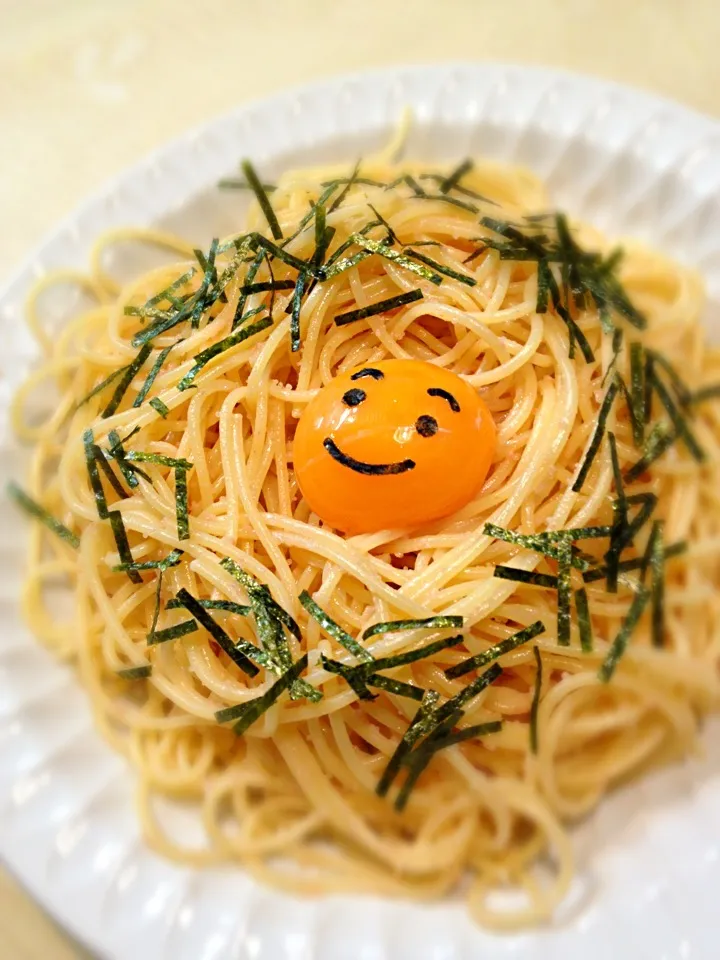 Snapdishの料理写真:お月見たらこパスタ|うっちーさん