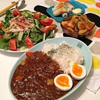 Snapdishの料理写真:カレーとポテトチーズボール|mayumi shudaさん