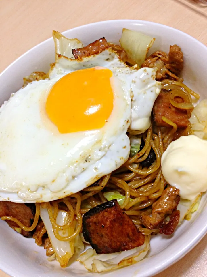 具材たっぷり月見焼きそば|あぼちさん