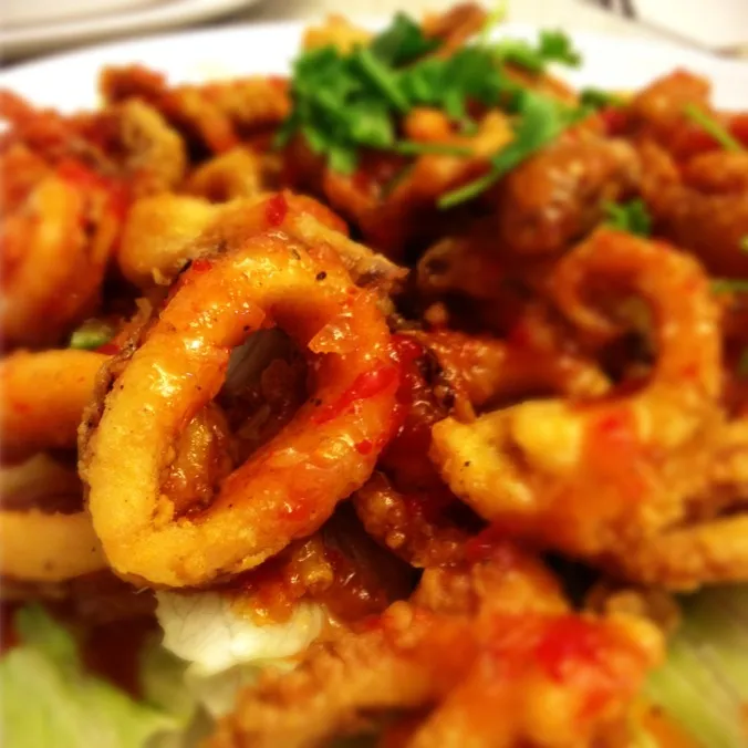 Thai Style Deep Fried Squid Salad|Sam: photos by iPhoneさん