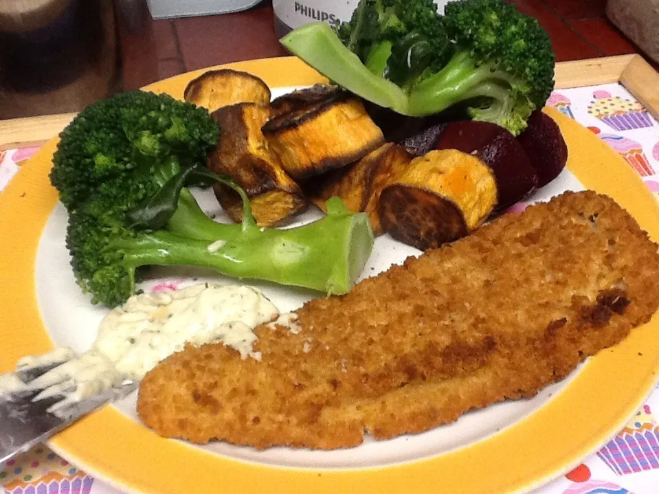 Haddock with sweet potato, broccoli and beetroot|Alan (Fred) Pipesさん