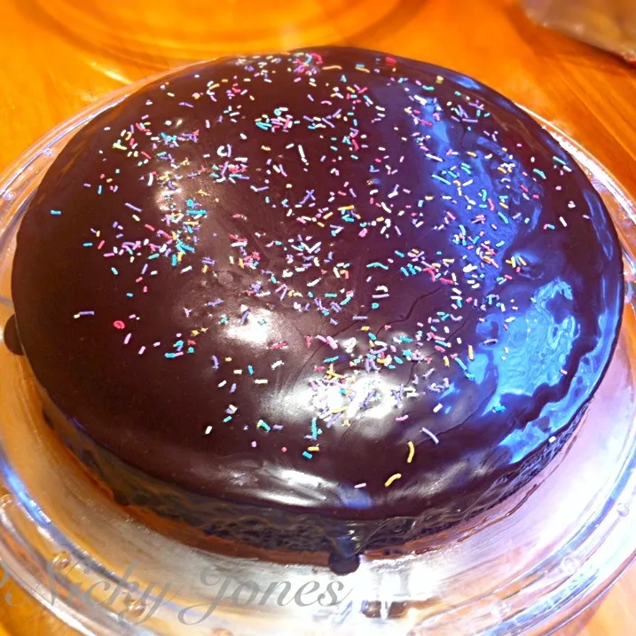 Snapdishの料理写真:Chocolate Beetroot cake|Nicky Jonesさん