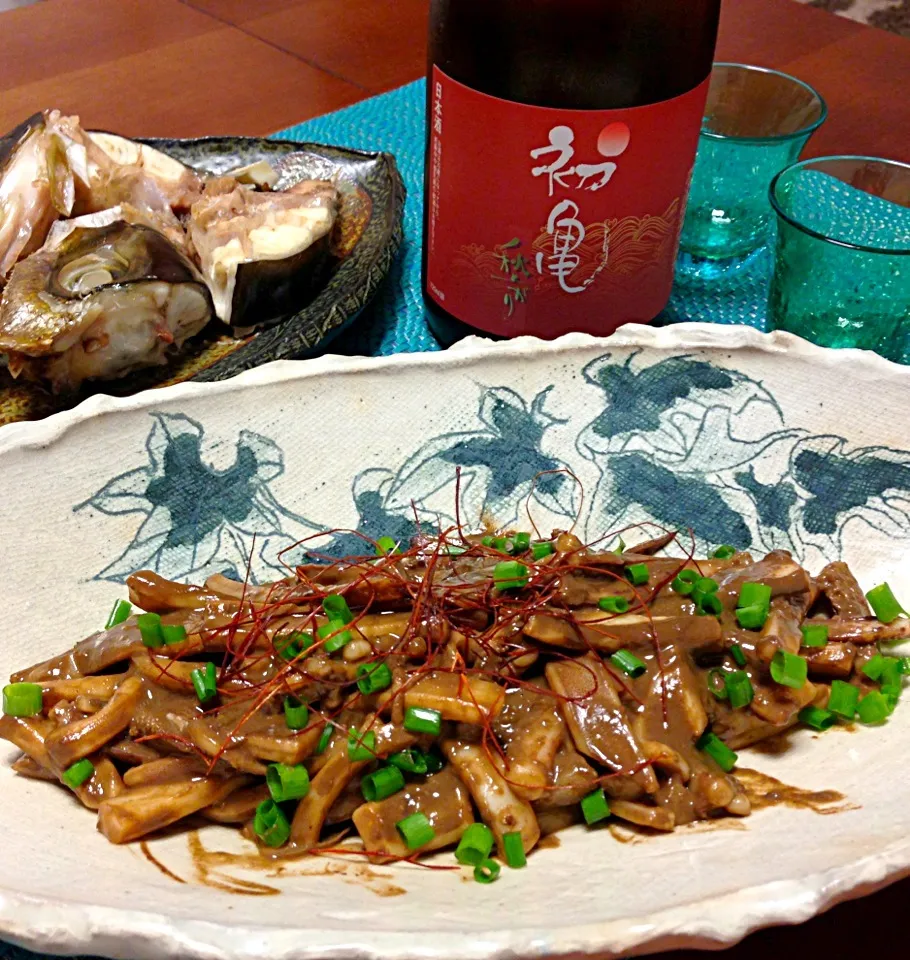 イカゲソのワタ炒めとカンパチのアラ塩焼き🐟を初亀で〜🍶|チョス ♪さん