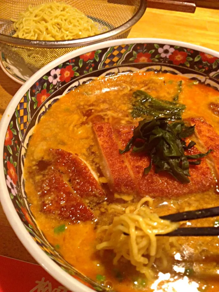 トンカツ入り担々麺 with 平日替え玉無料|ダンディ☆和田さん