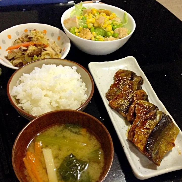 秋刀魚の蒲焼きの晩ご飯|mikaさん