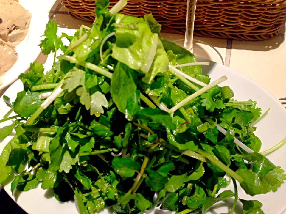 Salad of a coriander and the watercress|do dyuさん