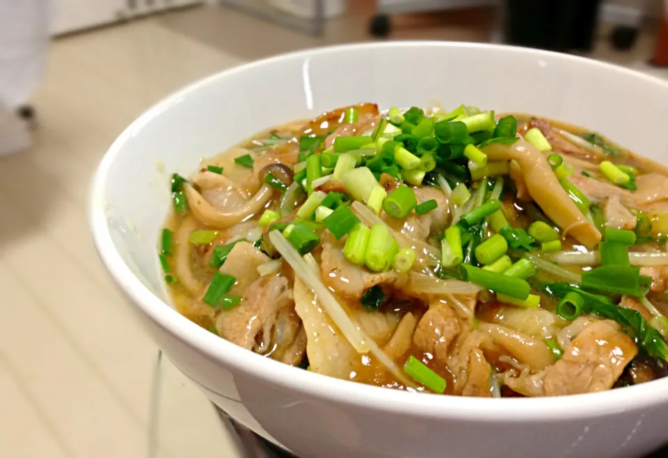 シャキシャキ水菜♪豚肉としめじのあんかけ丼|sewermanさん