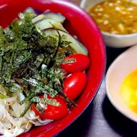 Snapdishの料理写真:茂蔵の蒟蒻豆乳麺の味噌温つけ麺|SINSKEさん