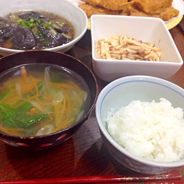 山芋の醤油あえ、ナスの煮浸し、中華風スープ|かぴさん