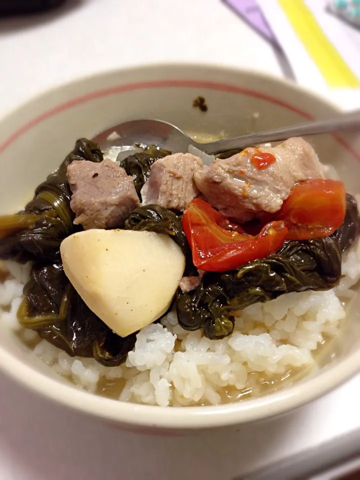 Snapdishの料理写真:Sinigang with Taro|yumiさん