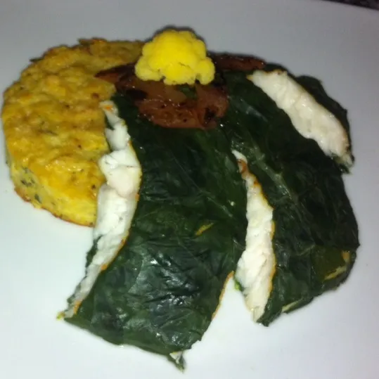 Snapdishの料理写真:Tilapia seasoned with paprika  and rolled with chard and quiche of yellow coliflower|Daniel Olléさん