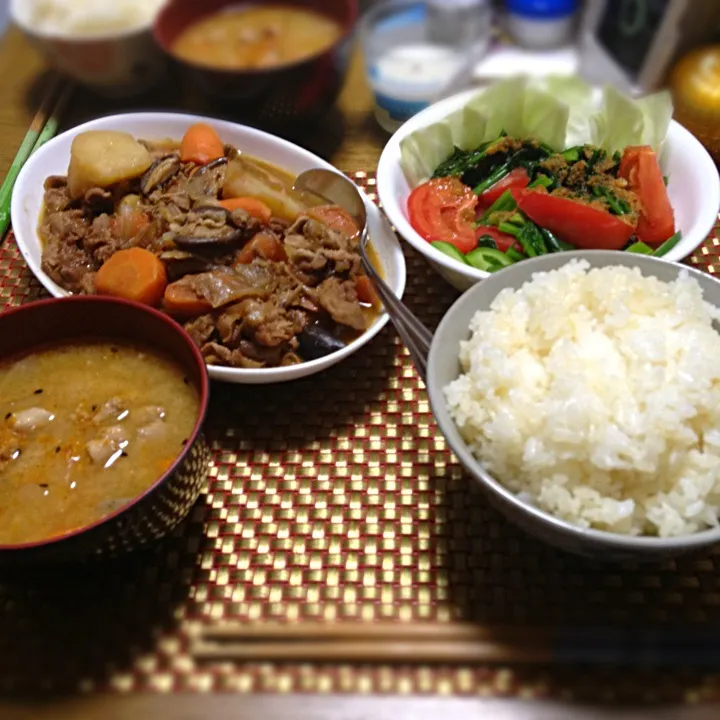 肉じゃかとほうれん草とトマトの生姜ドレッシングサラダ|藤原 宝娟さん