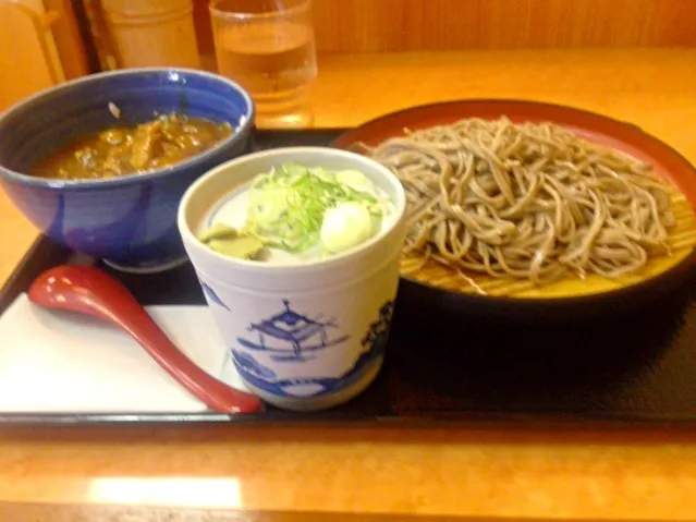 吉野家 蕎麦屋のカレー丼と十割蕎麦|kenmaohさん