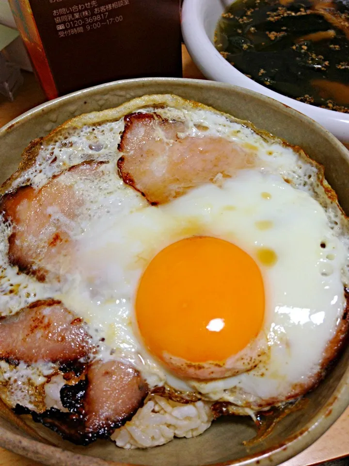 ハムエッグ丼|トリさん