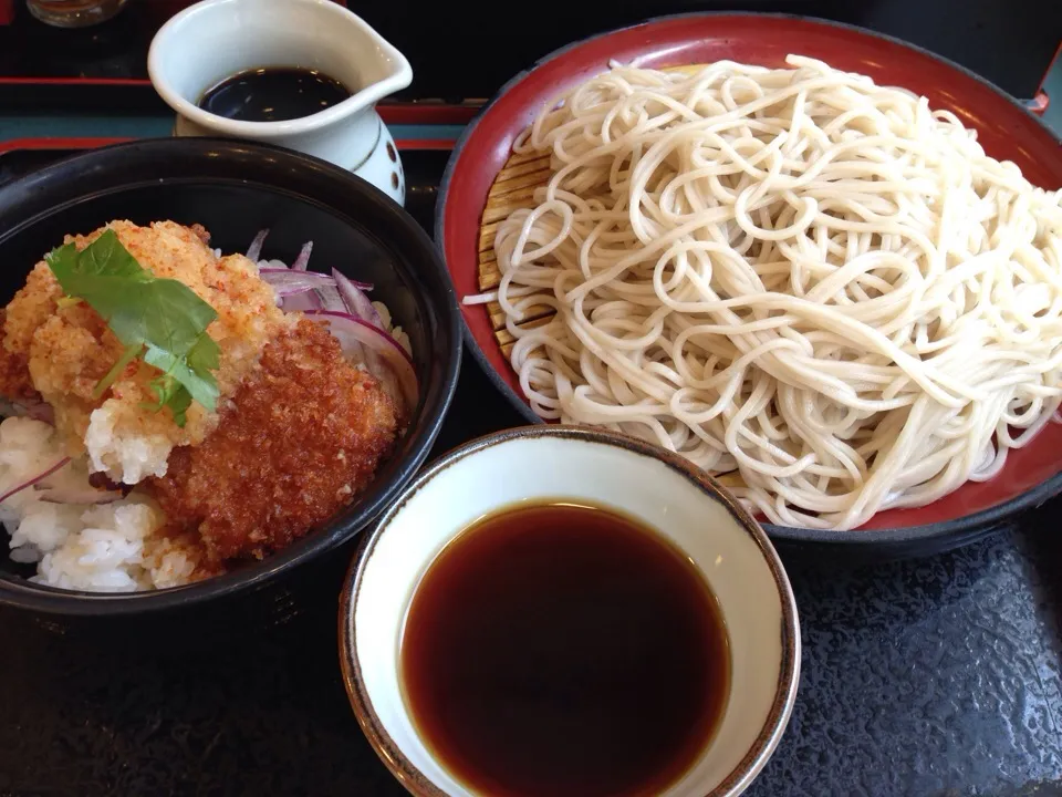 ミニおろし一口かつ丼と二枚もりそば|popzappaさん