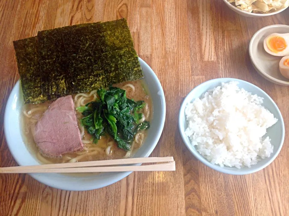 【吉祥寺・ラーメン】家系ラーメン|マカロニ公爵さん