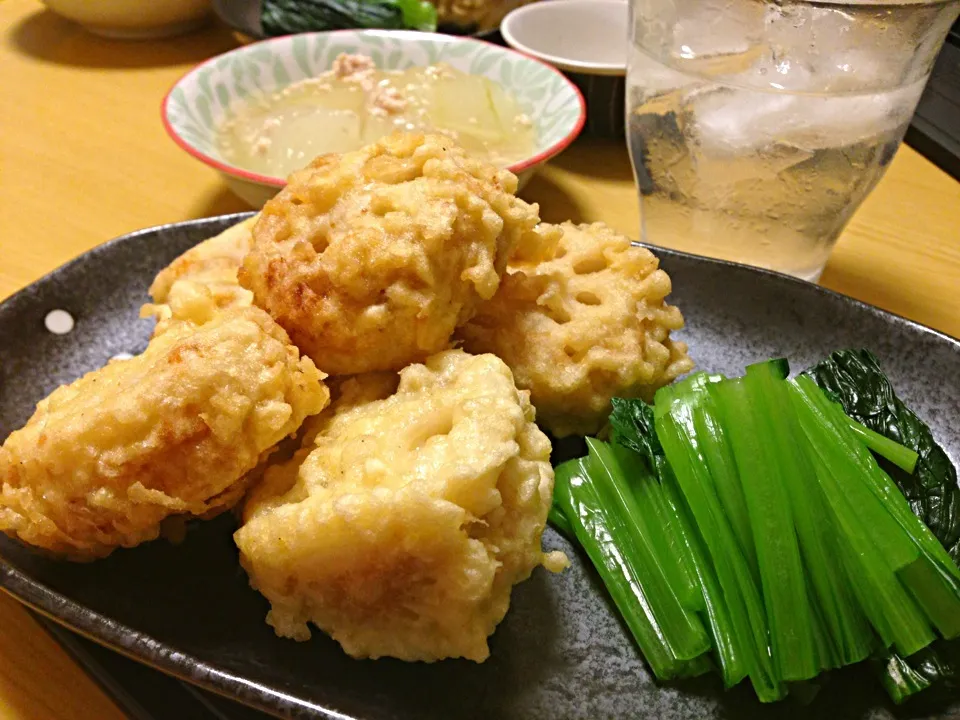 海老帆立しんじょの蓮根はさみ揚げ、とうがん鶏そぼろあんかけ。|liccaさん