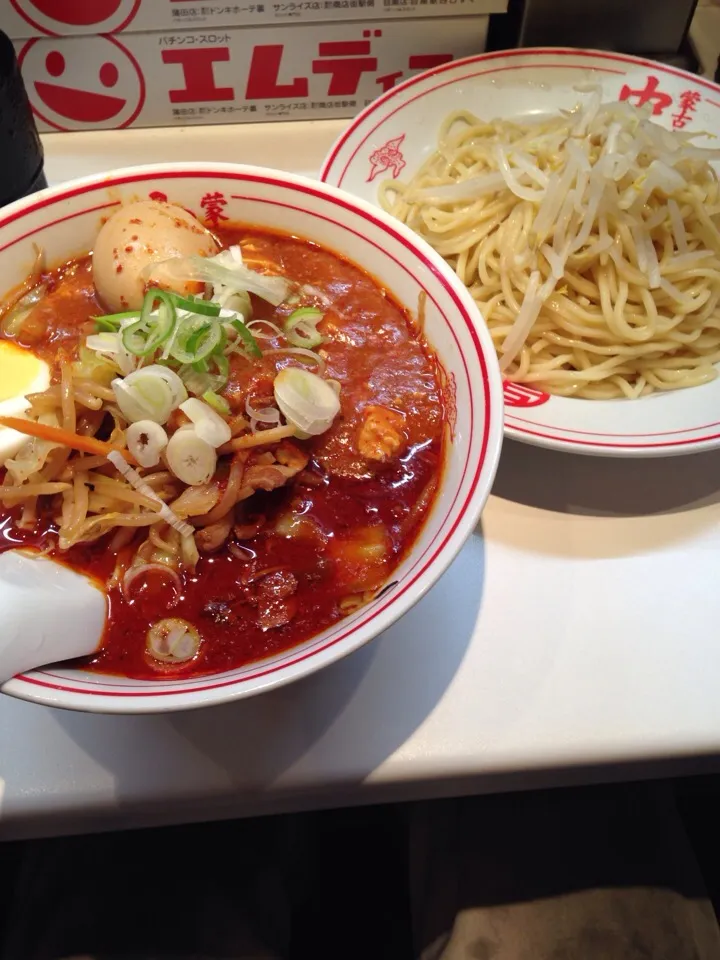 Snapdishの料理写真:冷やし五目蒙古タンメン 野菜増しに北極卵|中華蕎麦 銀時さん