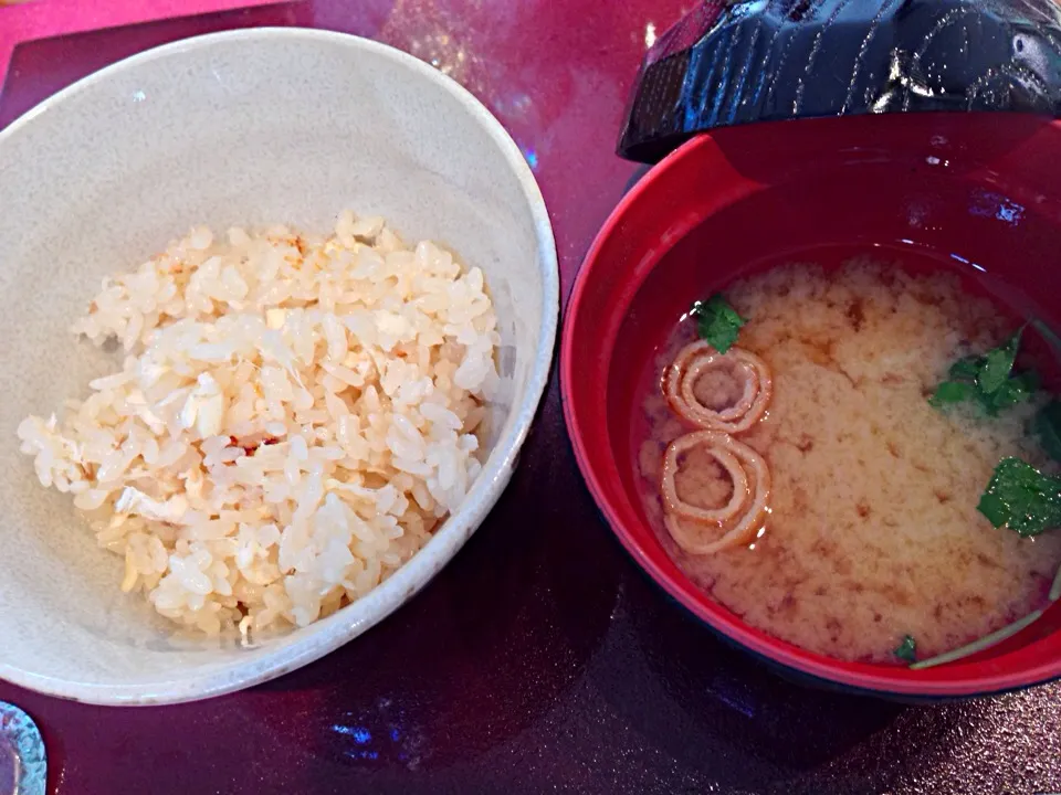 Rice with sea bream&Miso soup🐟愛媛産真鯛の炊き込みご飯|🌈Ami🍻さん