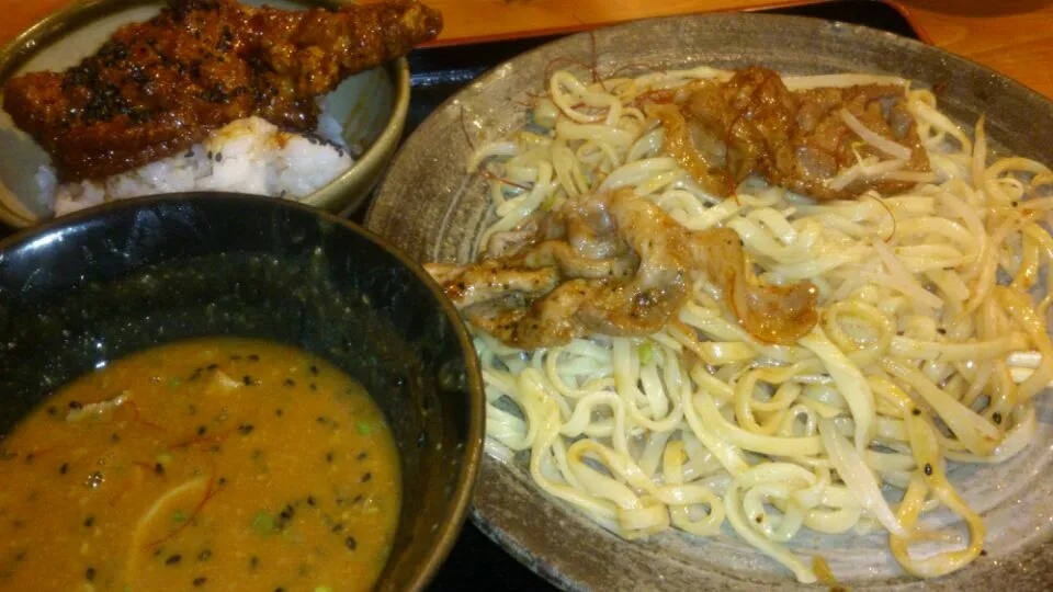 焼肉つけ麺 ミニ唐揚げ丼セット|ゆうじろうさん