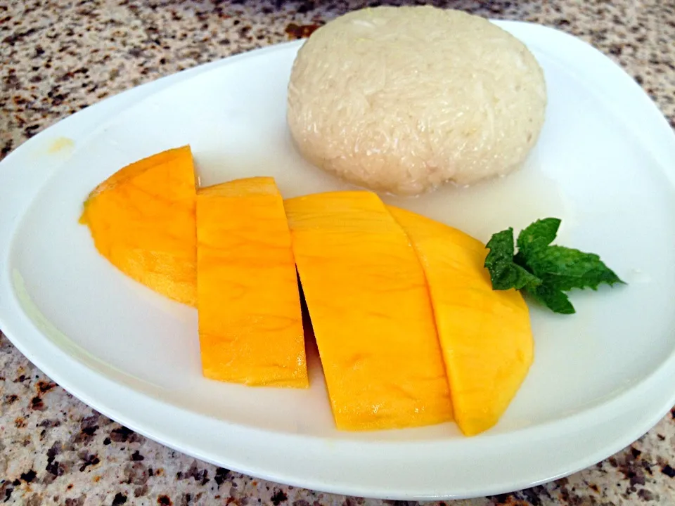 Mango And Sticky Rice|MyRaXさん