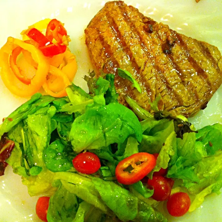 Snapdishの料理写真:Wagyu beef steak|Trish Wongさん