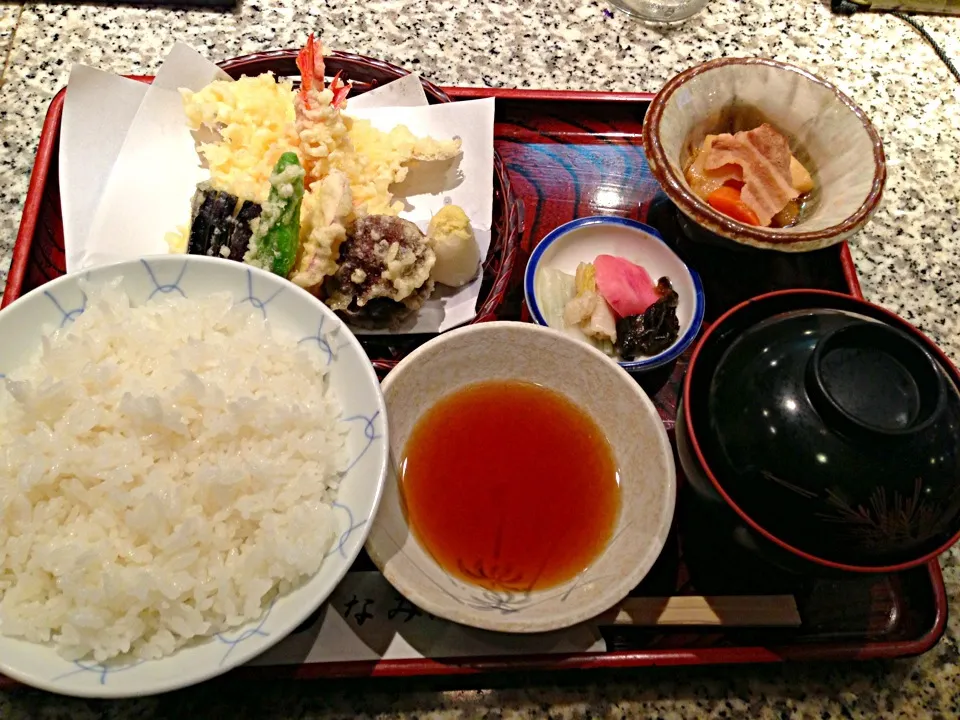 天ぷら定食|ひよこ饅頭さん