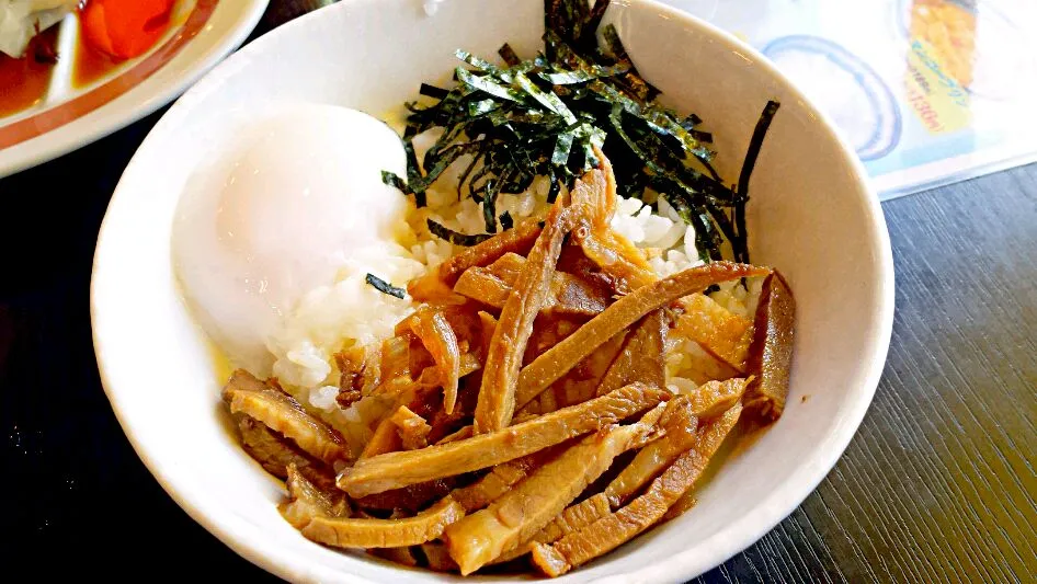 bowl rice with egg, chicken and seaweeds

#Ramen Restaurant|joさん