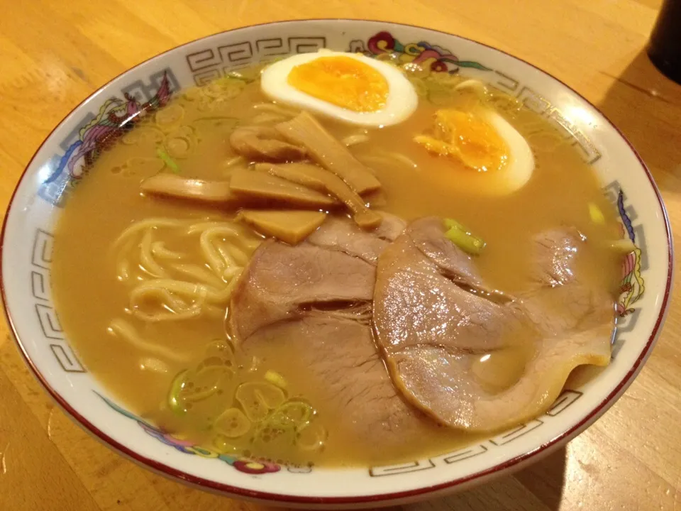 マルちゃんの生ラーメン 醤油とんこつ…美味い(￣ー￣)|ジイジさん