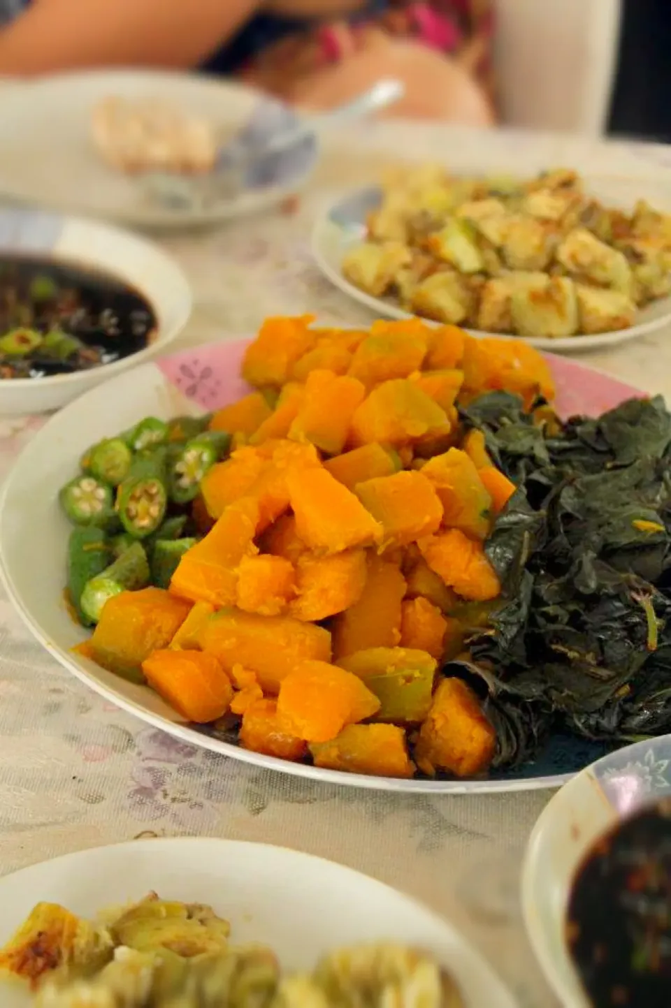 Boiled Vegetables with Spicy Shouyu-Lemon-Sesame Oil Dressing|Nyam | 照ちゃんさん