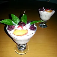 yoghurt with fruits|Büsra Kayさん