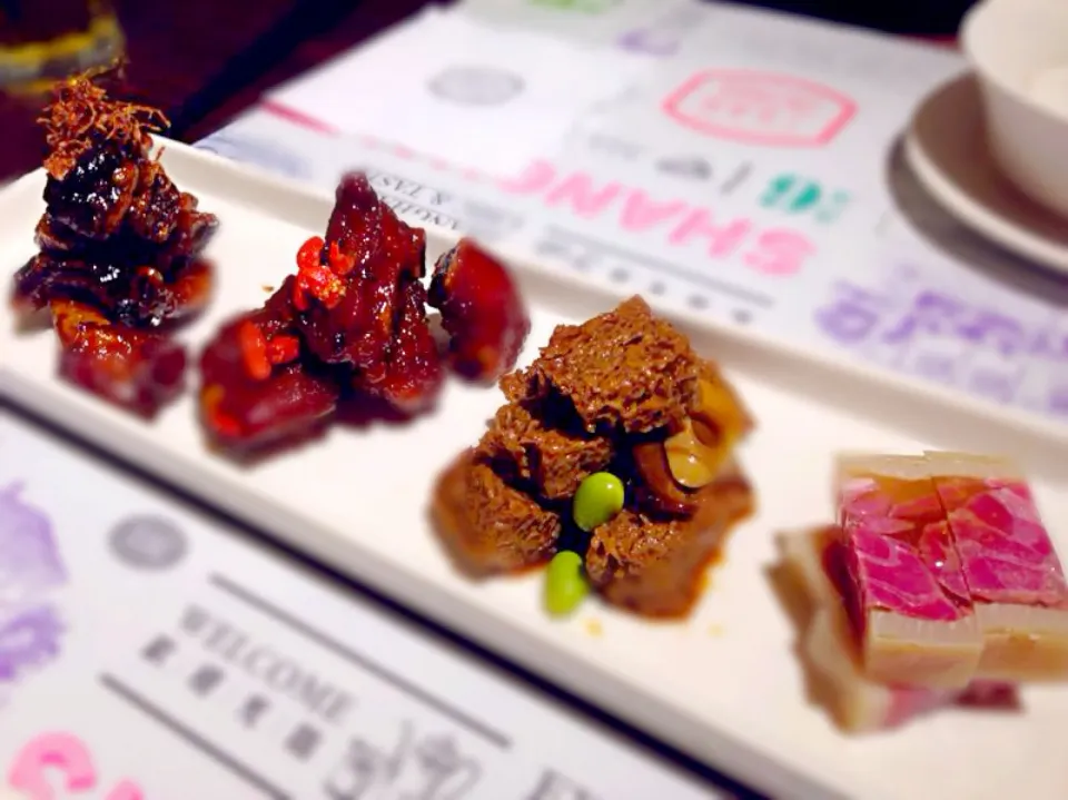 Shanghai style antipasto (eel,pork rib, glutinous rice puff, pork terrine)|Mak Toniさん