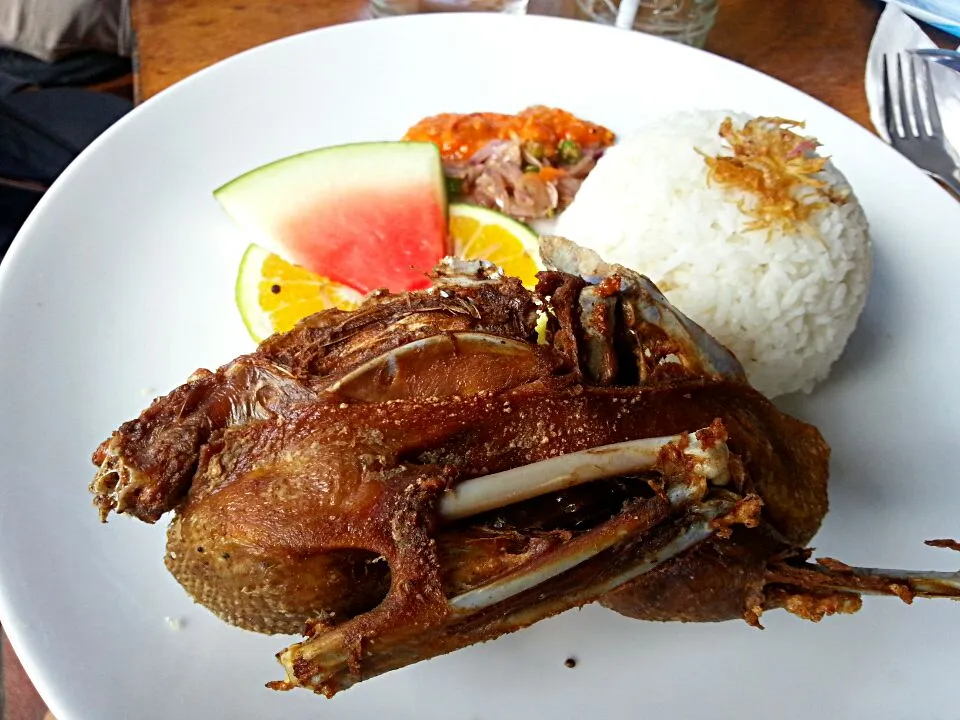 Crispy duck @Dirty duck Bali|ครัวอิอ้วน... Chubby Cookさん