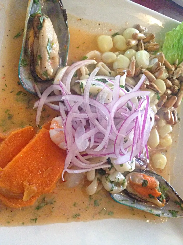 Snapdishの料理写真:Ceviche mixto|monica szepesyさん