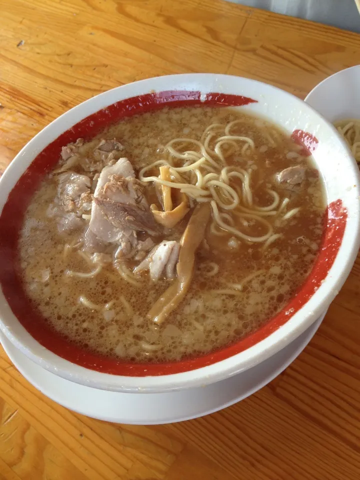 白ラーメン|BBbさん