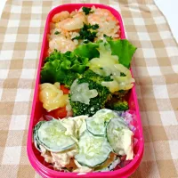 エビのピラフ弁当|すずめろさん