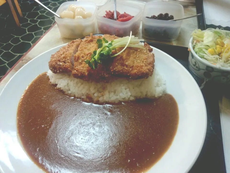 Snapdishの料理写真:八つ山カレー(中華風カツ)|サイファさん