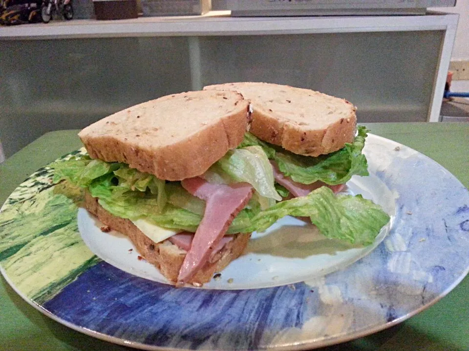 Ham & Cheese Sandwich|Tommy Lowさん