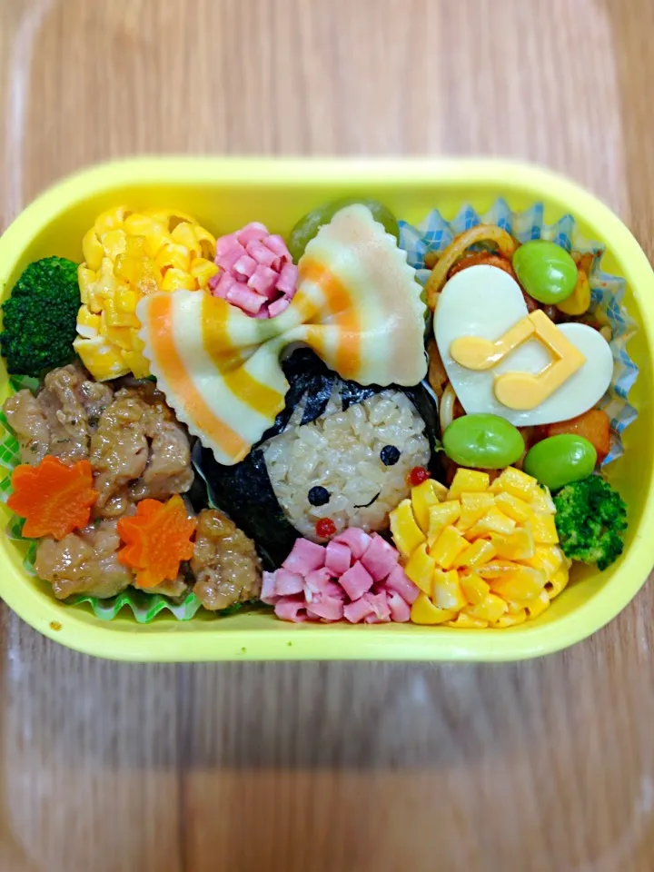 Snapdishの料理写真:大きな🎀でおめかし弁当💕|ともさん