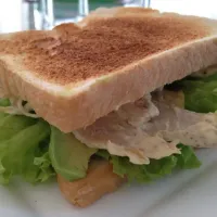 Toast with Chicken mayo & avocado,|janet ngさん