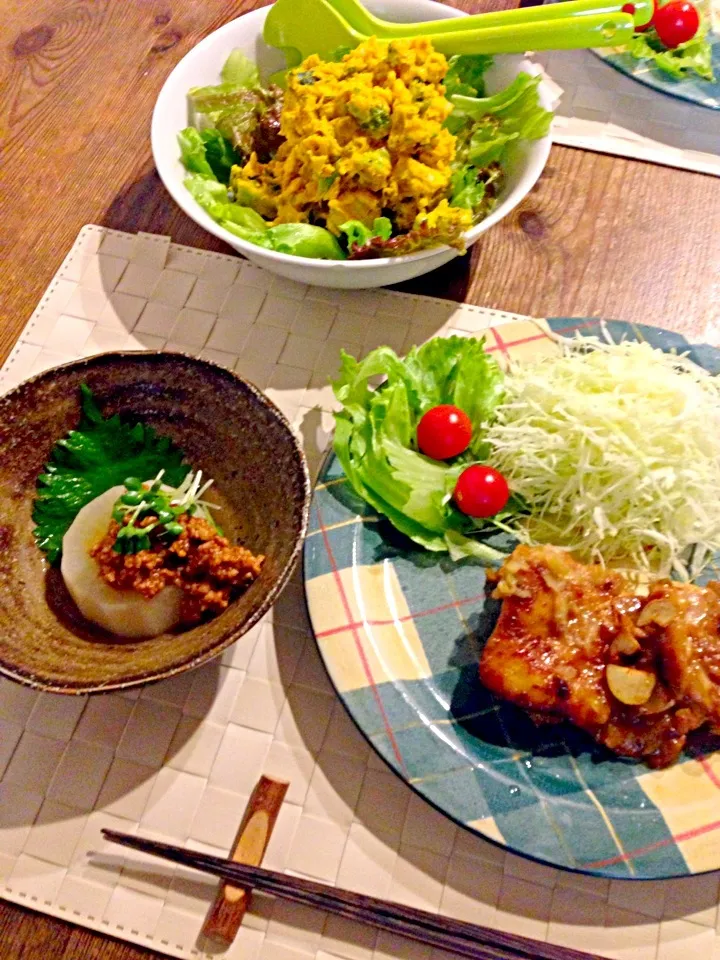 ガーリックチキンステーキ💛ふろふき大根の肉味噌かけ、かぼちゃとブロッコリーのサラダ🍀|まみりんごさん