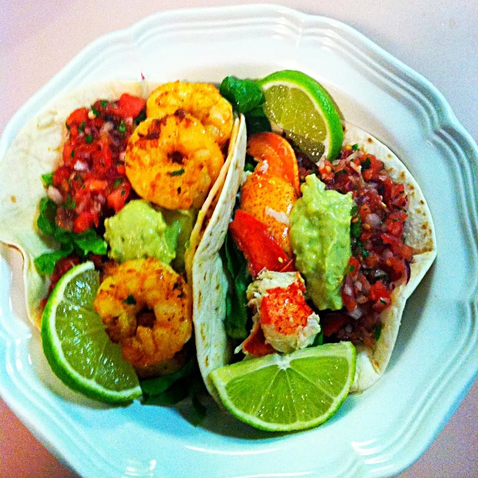 Grilled shrimp and lobster tacos.|Debbieさん