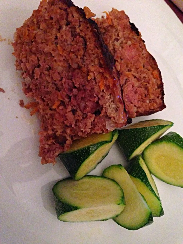 Meatloaf and zucchini|Cynthiaさん