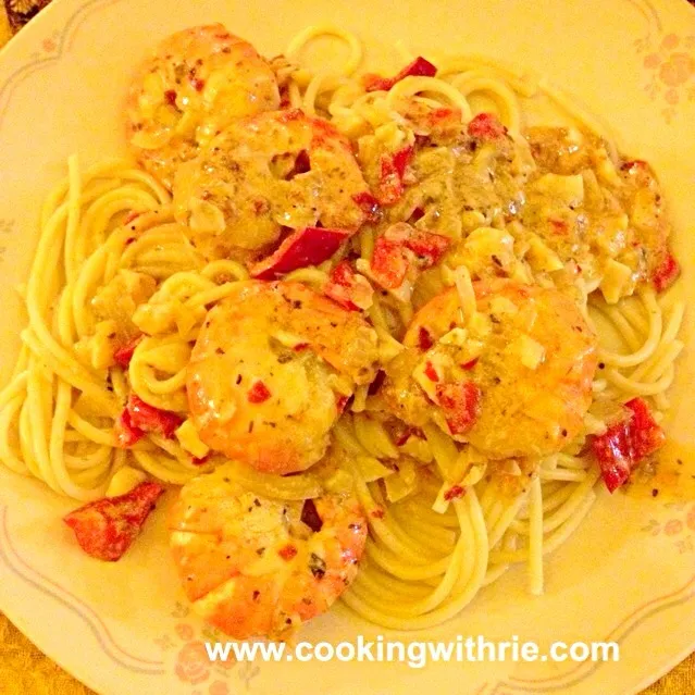 Shrimps Pasta Lemony White Wine Sauce by Chef Dave Sims|rie simsさん