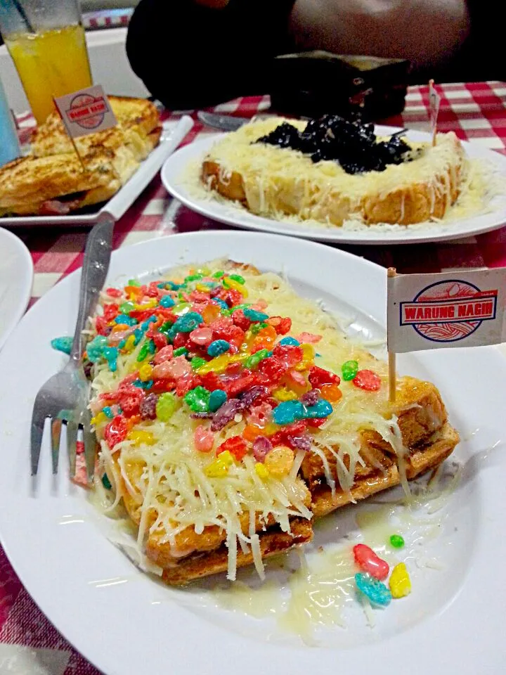 roti bakar keju nutella&fruity pebbels|vitantriさん