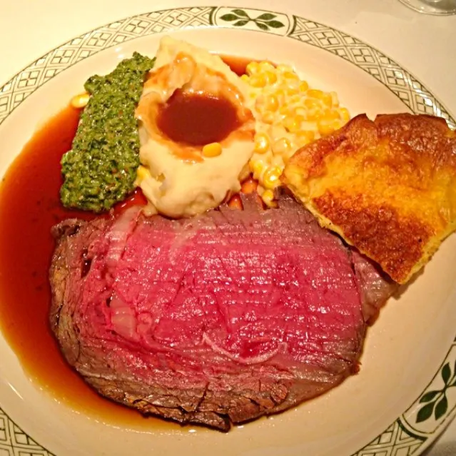 Lawry’s The Prime Rib,Tokyoのローストビーフ☻♡|JEDAIさん