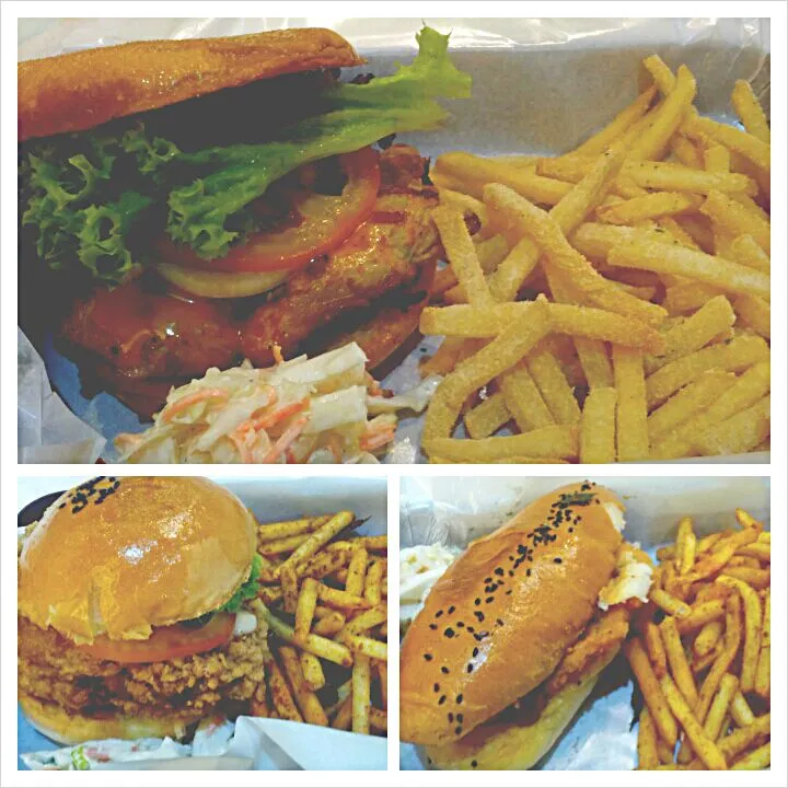 Tandoori burger w sour cream onion fries, har jeong kai burger & port katsu burger w curry fries|Xi wenさん